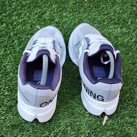 ON CLOUDSURFER NEXT - Womens Sneakers - SIZE 7.5D WIDE - Picture 5 of 9